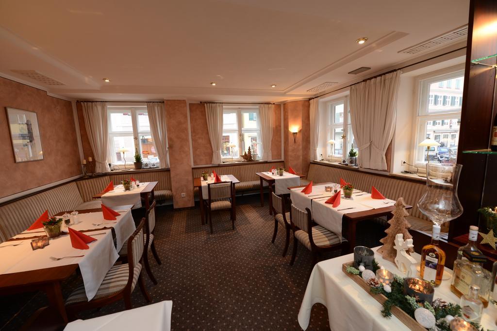 Hotel Eisenkrug Dinkelsbühl Kültér fotó